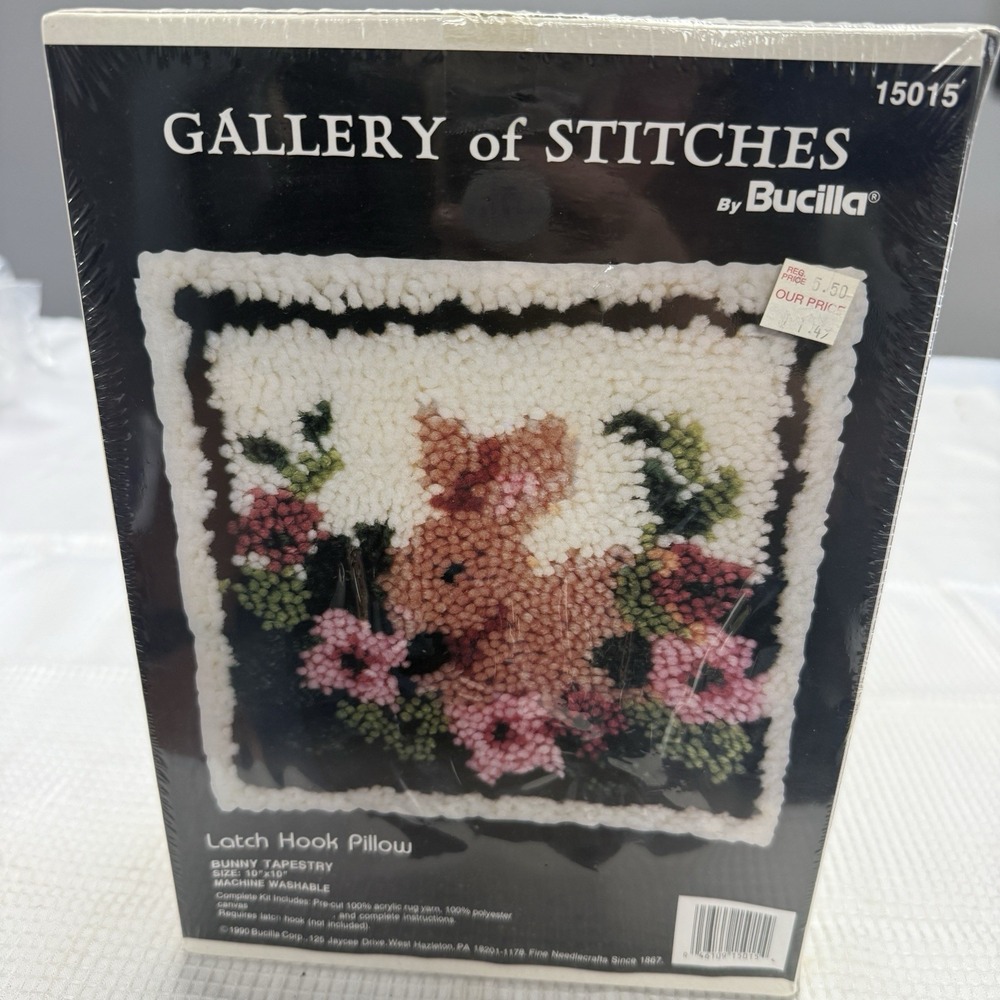 Vintage 1990 Sealed Bucilla 15015 Bunny Rabbit Latch Hook Pillow Tapestry Craft